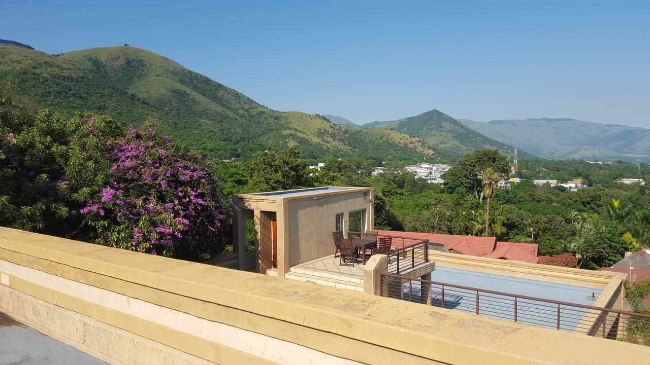 Bubez Guesthouse Barberton Bagian luar foto